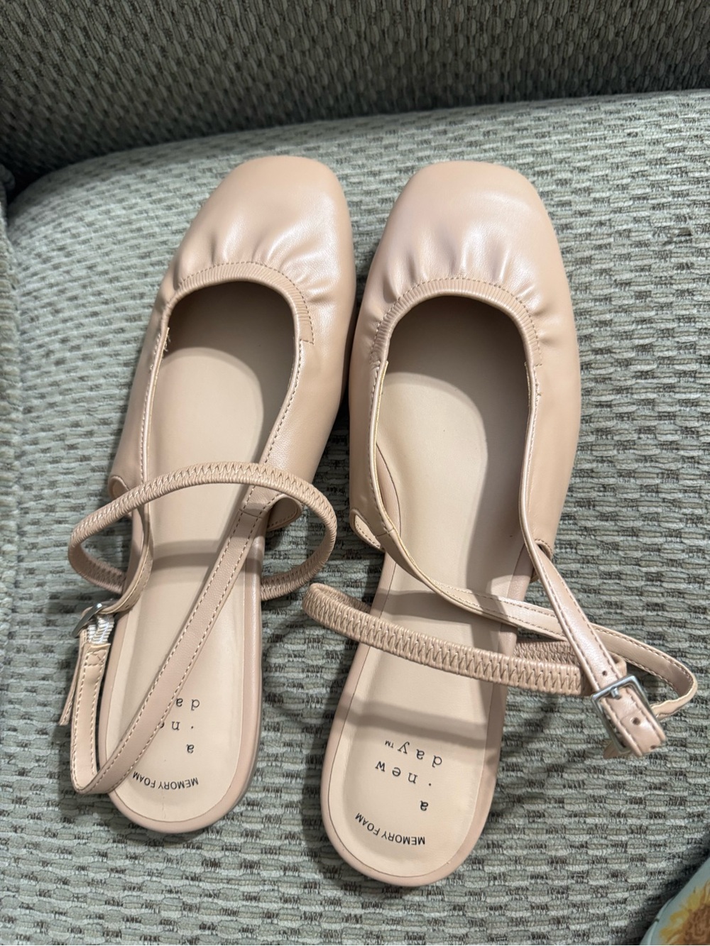 a new day Beige Ankle-Strap Ballet Flats NWOT never wore